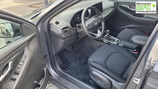 Hyundai i30 Kombi Style AT*LED*Navi*Shzg*Lhzg*PDC*Kamera 