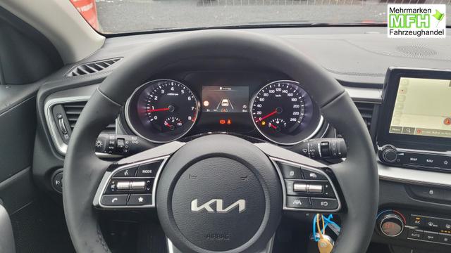 Kia Ceed Sportswagon TOP SW Top*LED*Navi*Shzg*Lhzg*PDC*Cam*16Zoll 