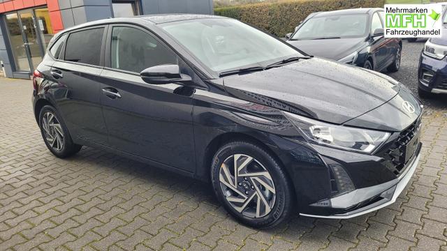 Hyundai i20 GO Go*Navi*Shzg*Lhzg*PDC*Cam*16"*Klima*VCockpit 