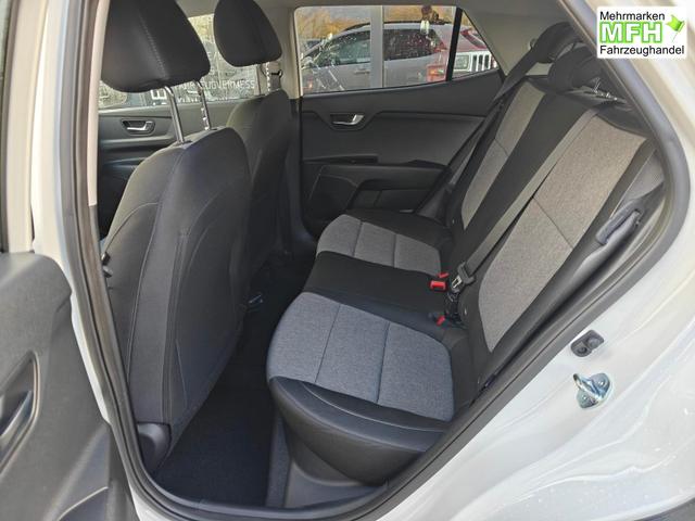 Kia Stonic Exclusive FL*LED*Navi*Shzg*PDCv+h*Cam*16" 