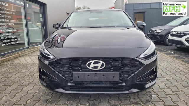 Hyundai i30 Family HB Family*Navi*LED*Shzg*Lhzg*PDC*Cam*Keyless 