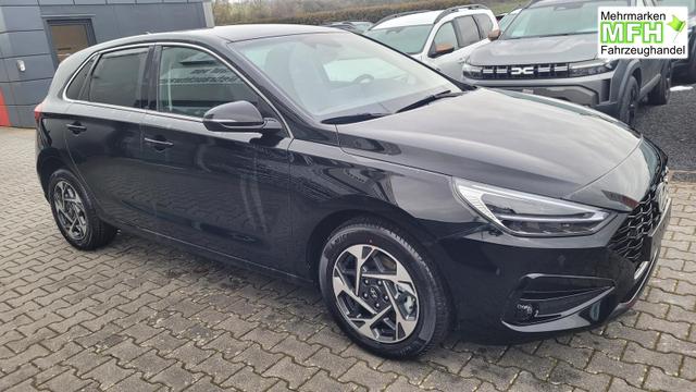 Hyundai i30 Family HB Family*Navi*LED*Shzg*Lhzg*PDC*Cam*Keyless 