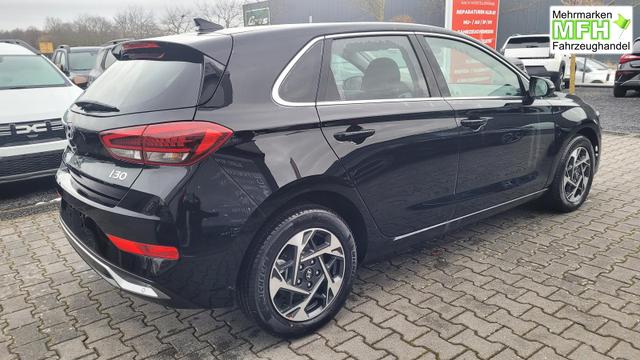 Hyundai i30 Family HB Family*Navi*LED*Shzg*Lhzg*PDC*Cam*Keyless 