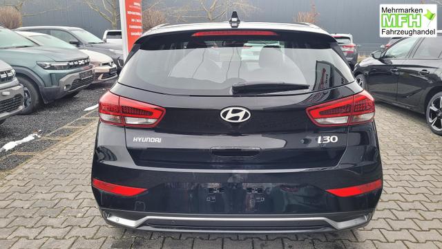 Hyundai i30 Family HB Family*Navi*LED*Shzg*Lhzg*PDC*Cam*Keyless 