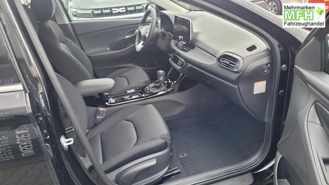 Hyundai i30 Family HB Family*Navi*LED*Shzg*Lhzg*PDC*Cam*Keyless 