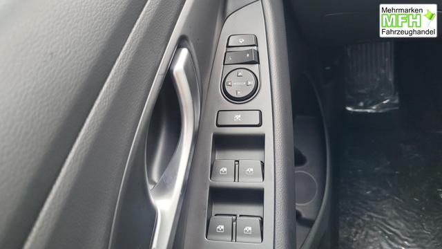 Hyundai i30 Family HB Family*Navi*LED*Shzg*Lhzg*PDC*Cam*Keyless 