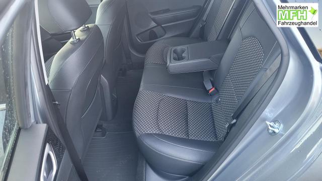 Kia Ceed Gold 1.5 AT*LED*Navi*Shzg*Lhzg*PDC*Cam*17Zoll* 