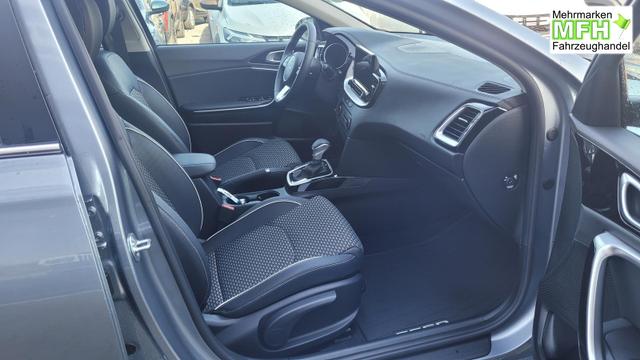 Kia Ceed Gold 1.5 AT*LED*Navi*Shzg*Lhzg*PDC*Cam*17Zoll* 