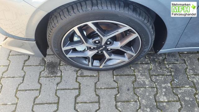 Kia Ceed Gold 1.5 AT*LED*Navi*Shzg*Lhzg*PDC*Cam*17Zoll* 