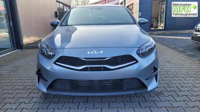 Kia Ceed Gold 1.5 *LED*Navi*Shzg*Lhzg*PDC*Cam*17Zoll* 