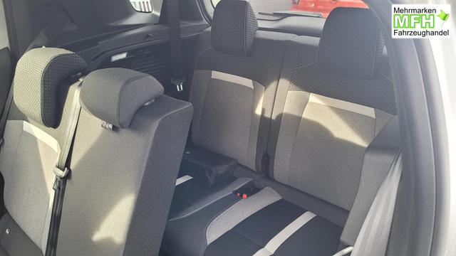 Opel Frontera Ultimate 1.2 107 kW Ultimate*7Sitze*LED*Navi*Shzg*PDC*Cam* 