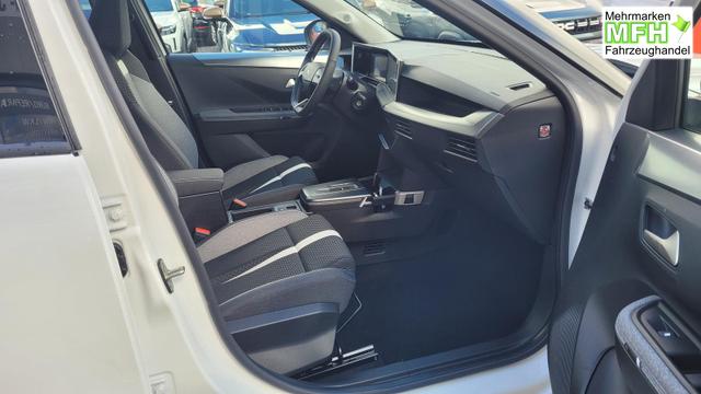 Opel Frontera Ultimate 1.2 107 kW Ultimate*LED*Navi*Shzg*BFS*PDC*Cam*17" 