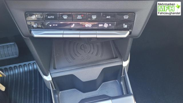 Opel Frontera Ultimate 1.2 107 kW Ultimate*LED*Navi*Shzg*BFS*PDC*Cam*17" 