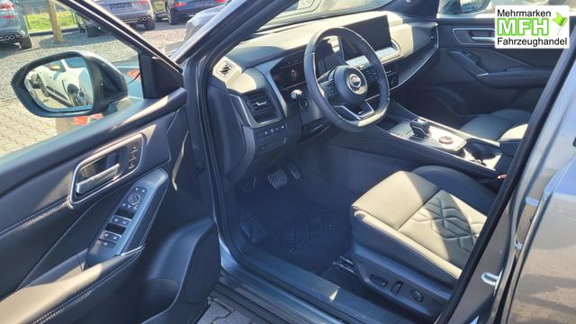 Nissan Qashqai Tekna 4x4 4x4*Navi*LED*PDach*Leder*Shzg*BFS* 