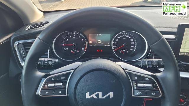 Kia Ceed Sportswagon Gold SW 1.5*Navi*Shzg*Lhzg*PDC*Cam*16Zoll*ACA* 