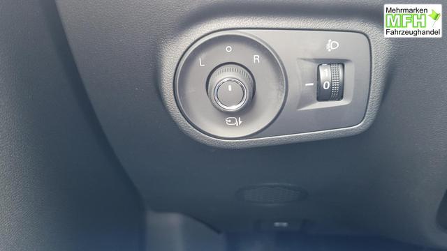 MG ZS 1.5 Hybrid+ 145 kW Luxury AT Luxury+Navi+SHZ+Kamera+Pano+18 