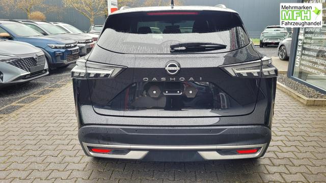 Nissan Qashqai Tekna 4x4 4x4*Navi*LED*PDach*Leder*Shzg*BFS* 