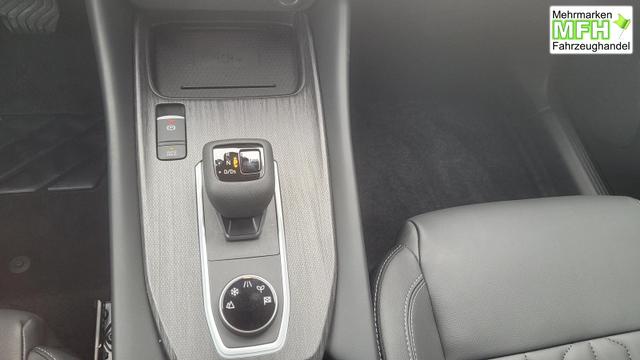 Nissan Qashqai Tekna 4x4 4x4*Navi*LED*PDach*Leder*Shzg*BFS* 