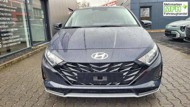 Hyundai i20 Family Family*Navi*Shzg*Lhzg*PDC*Cam*16Zoll*ACA* 