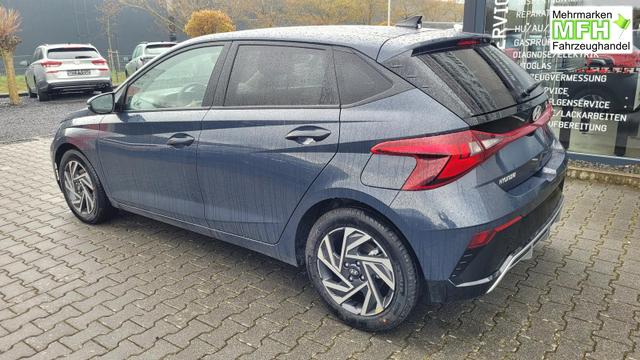 Hyundai i20 Family Family*Navi*Shzg*Lhzg*PDC*Cam*16Zoll*ACA* 
