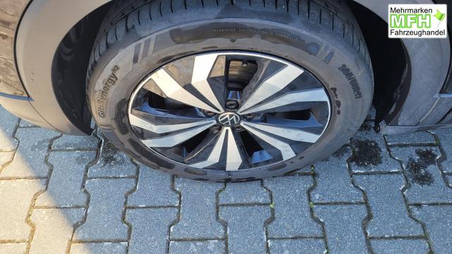 Volkswagen T-Cross 1.0 TSI 85 kW Style Style*MatrixLED*Shzg*PDCv+h*Cam*ACC*17" 