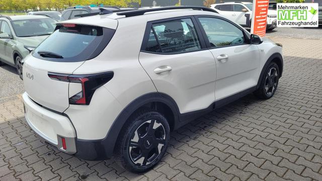 Kia Stonic Silver AT*Navi*Shzg*Lhzg*PDCv+h*Cam*16Zoll*LED 