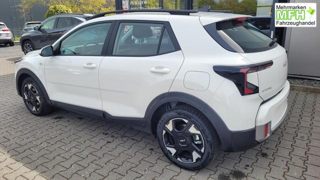 Kia Stonic Silver AT*Navi*Shzg*Lhzg*PDCv+h*Cam*16Zoll*LED 
