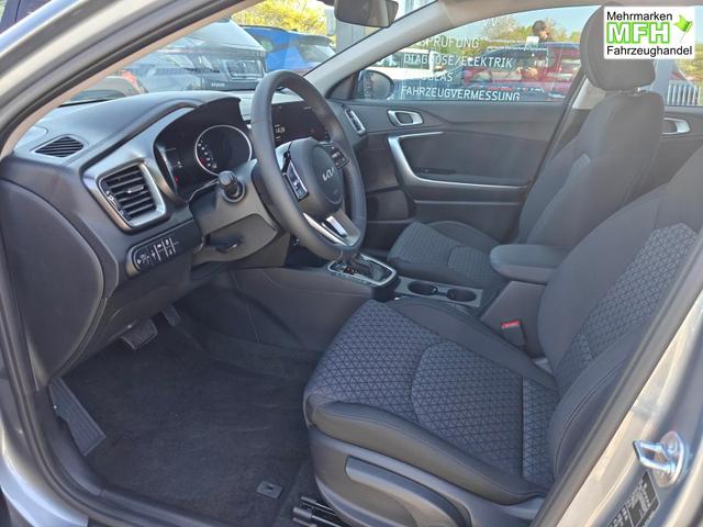 Kia Ceed Spin 1.5 T-GDI AT Kamera*Sitzheizung*APP*Navi 