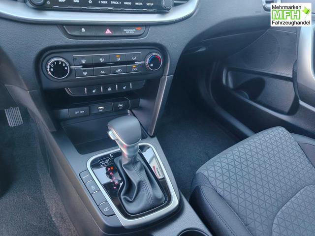 Kia Ceed Spin 1.5 T-GDI AT Kamera*Sitzheizung*APP*Navi 