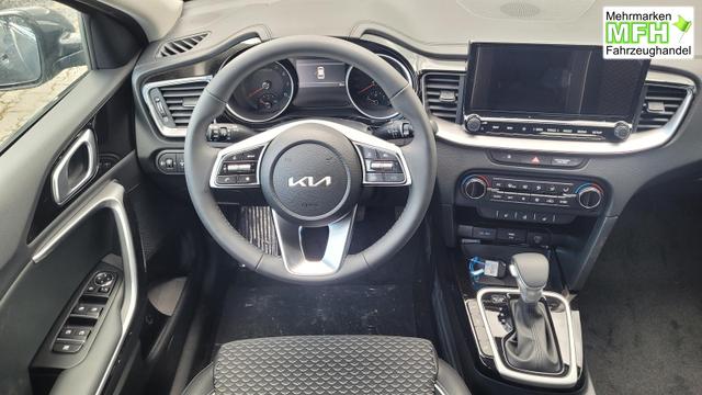 Kia Ceed Gold 1.5 AT*LED*Navi*Shzg*Lhzg*PDC*Cam*17Zoll* 