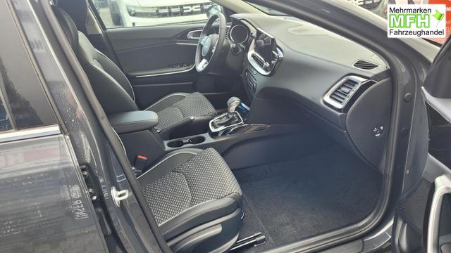Kia Ceed Gold 1.5 AT*LED*Navi*Shzg*Lhzg*PDC*Cam*17Zoll* 