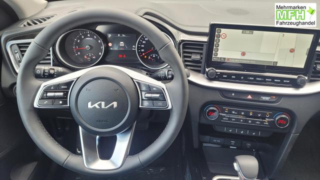 Kia Ceed Gold 1.5 AT*LED*Navi*Shzg*Lhzg*PDC*Cam*17Zoll* 