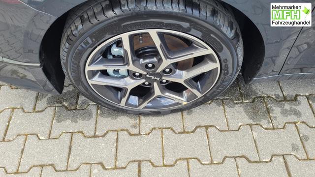 Kia Ceed Gold 1.5 AT*LED*Navi*Shzg*Lhzg*PDC*Cam*17Zoll* 