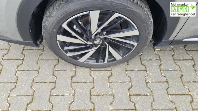 MG ZS 1.5 Hybrid+ 145 kW Luxury AT Luxury+Navi+SHZ+Kamera+ACA+18 