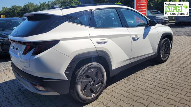 Hyundai TUCSON Black Line Line*LED*Nav*Shzg*Lhzg*PDC*Cam*17" 