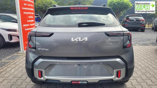 Kia Stonic Silver AT*Navi*Shzg*Lhzg*PDCv+h*Cam*16Zoll*LED 