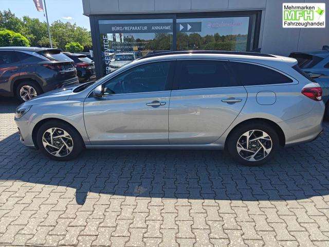 Hyundai i30 Kombi Style SW 1.6 Style*Navi*LED*Shzg*Lhzg*TOT*Cam*ACC 
