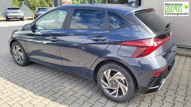 Hyundai i20 Family Family*Navi*Shzg*Lhzg*PDC*Cam*16Zoll*ACA* 