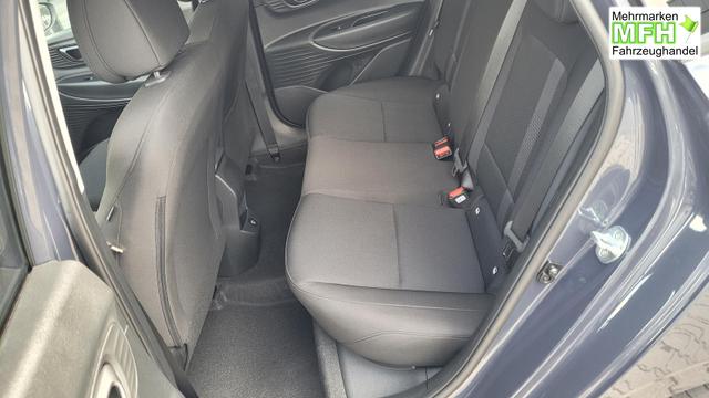 Hyundai i20 Family Family*Navi*Shzg*Lhzg*PDC*Cam*16Zoll*ACA* 
