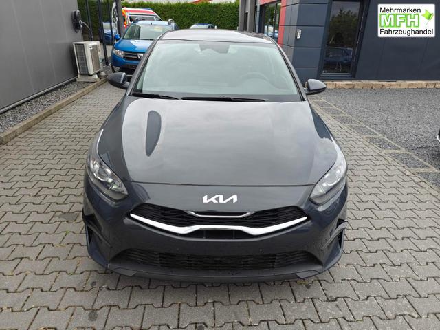 Kia Ceed Spin 1.5 T-GDI AT Kamera*Sitzheizung*APP*Navi 