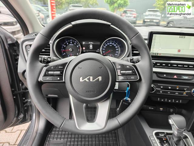 Kia Ceed Spin 1.5 T-GDI AT Kamera*Sitzheizung*APP*Navi 
