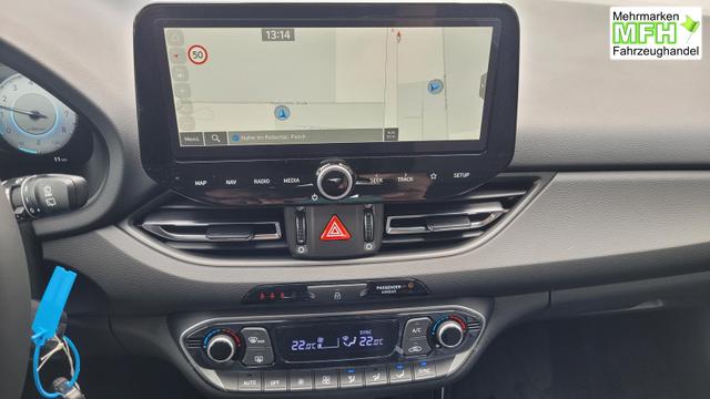 Hyundai i30 Kombi GO SW 1.6 GO*Navi*LED*Shzg*Lhzg*PDC*Cam*16Zoll* 