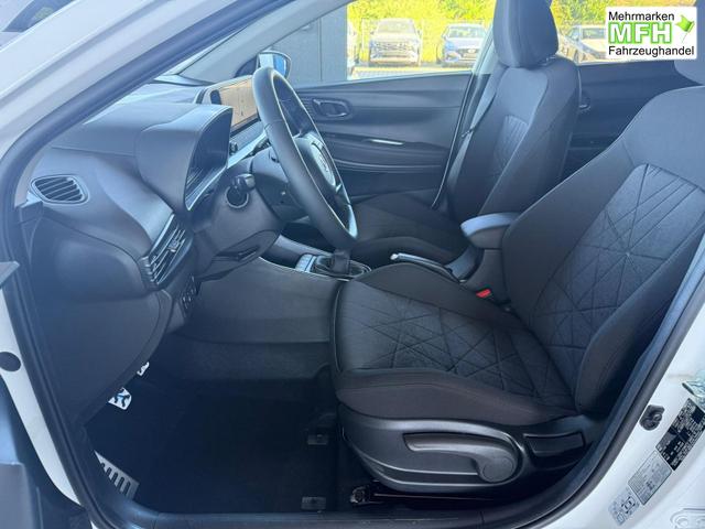 Hyundai BAYON Premium 1.0 T-GDI mHev / Bose Navi Keyless Klimaautom. LED Sitz & Lenkr.Heiz./ PDC V.&H. + Kamera 