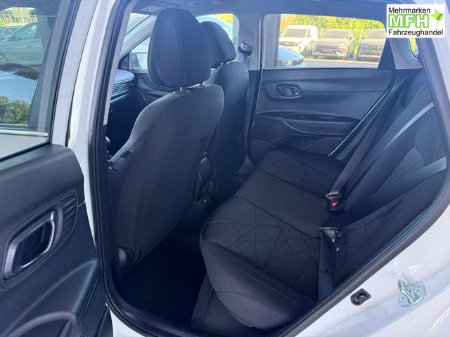 Hyundai BAYON Premium 1.0 T-GDI mHev / Bose Navi Keyless Klimaautom. LED Sitz & Lenkr.Heiz./ PDC V.&H. + Kamera 