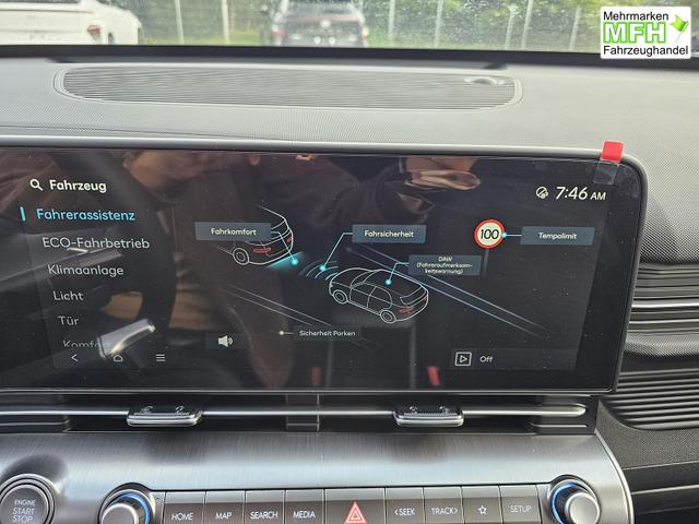 Hyundai KONA Premium 1.6 GDI 2WD HEV DCT / Pano - Schiebedach LED Sitz + Lenkradheizung ACC Alu 18" 