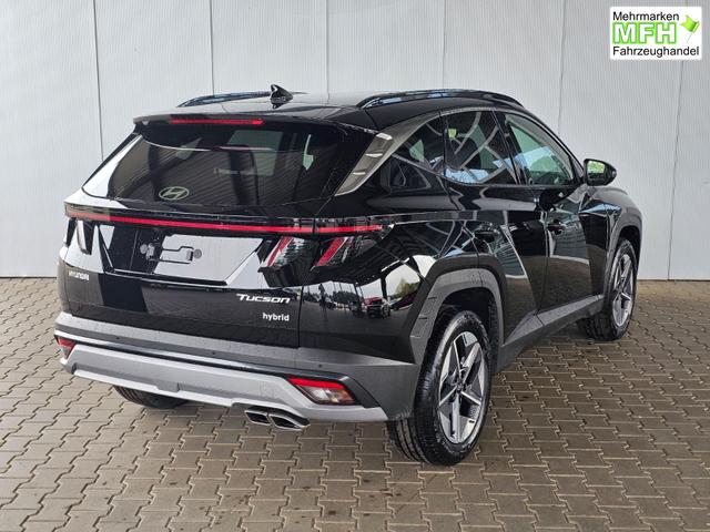 Hyundai TUCSON E-Motion 1.6 T-GDi 2WD HEV / Panoramadach ACC LED Sitz + Lenkradheizung Navi PDC V&H Kamera Alu 18" 