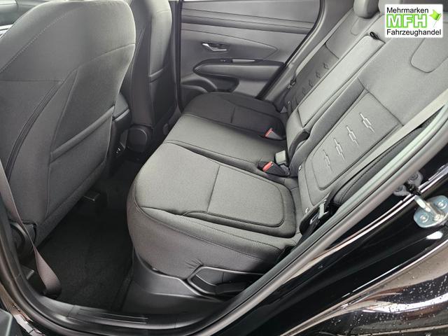 Hyundai TUCSON E-Motion 1.6 T-GDi 2WD HEV / Panoramadach ACC LED Sitz + Lenkradheizung Navi PDC V&H Kamera Alu 18" 