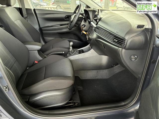 Hyundai BAYON Wave 1.2 MPI / Sitz & Lenkradheizung Navi R&uuml;ckfahrkamera Tempomat Alu 16" 
