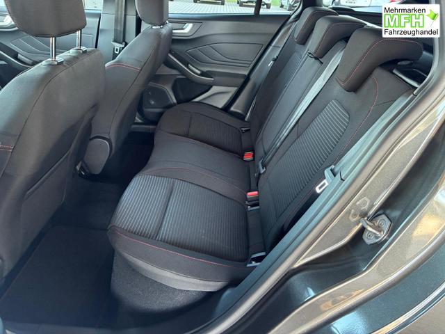 Ford Focus Turnier ST Line X 1.0 7AT / Winterpaket PDC V&H + Kamera LED Kurvenlicht Alu 17" *Frei Haus geliefert, ab der 2. Bestellung* 