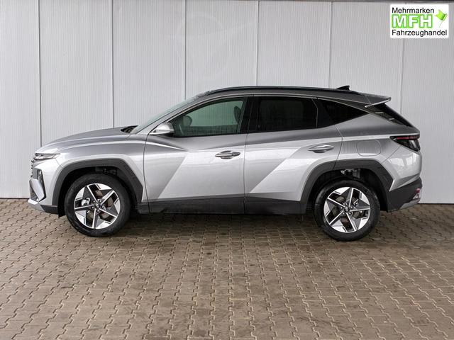 Hyundai TUCSON E-Motion 1.6 T-GDi 2WD HEV / Panoramadach ACC LED Sitz + Lenkradheizung Navi PDC V&H Kamera Alu 18" 